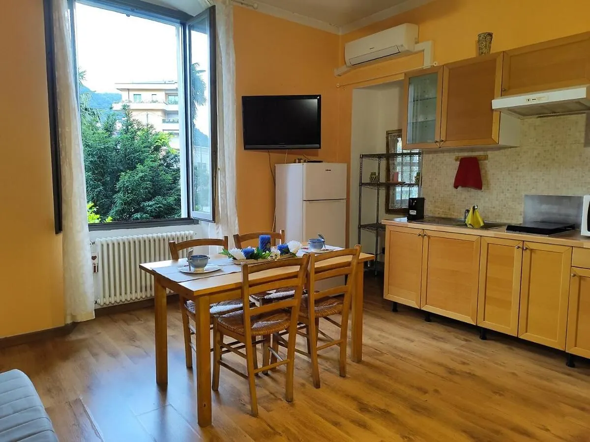 Como Appartamento Elegante Casa Carl 0*,  Italia